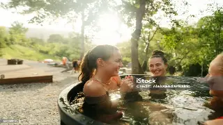 武汉养生秘籍：四季更迭的经络按摩与食疗搭配指南 图片